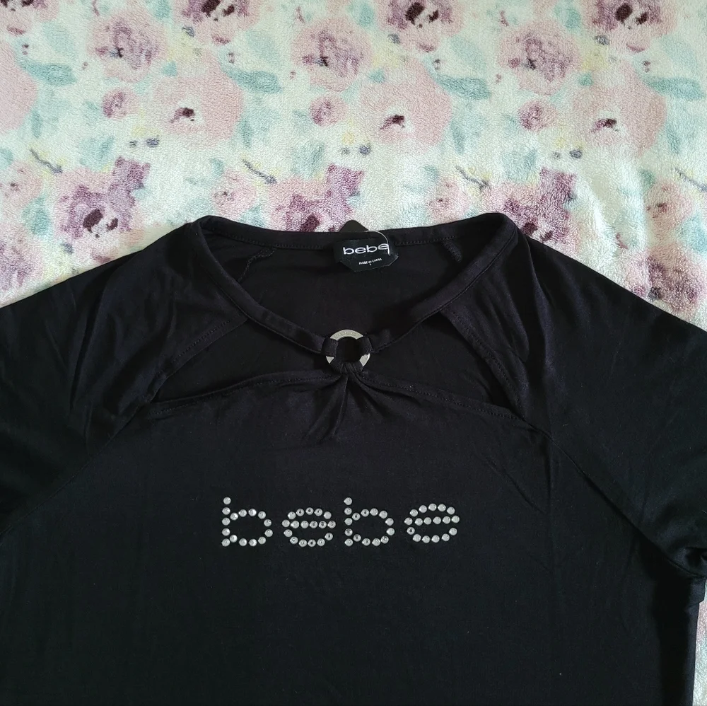 bebe Black🖤 Top with Silver🤍 O-Ring Detail - NWT - Picture 3 of 15